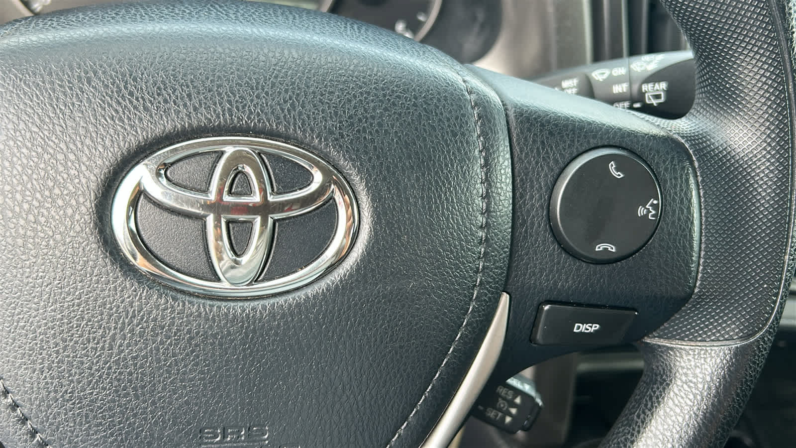 Used 2016 Toyota RAV4 LE AWD/4WD image 20