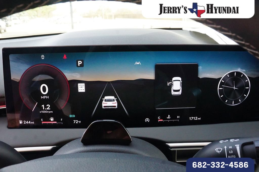 Certified 2026 Genesis GV70 2.5T AWD/4WD image 9