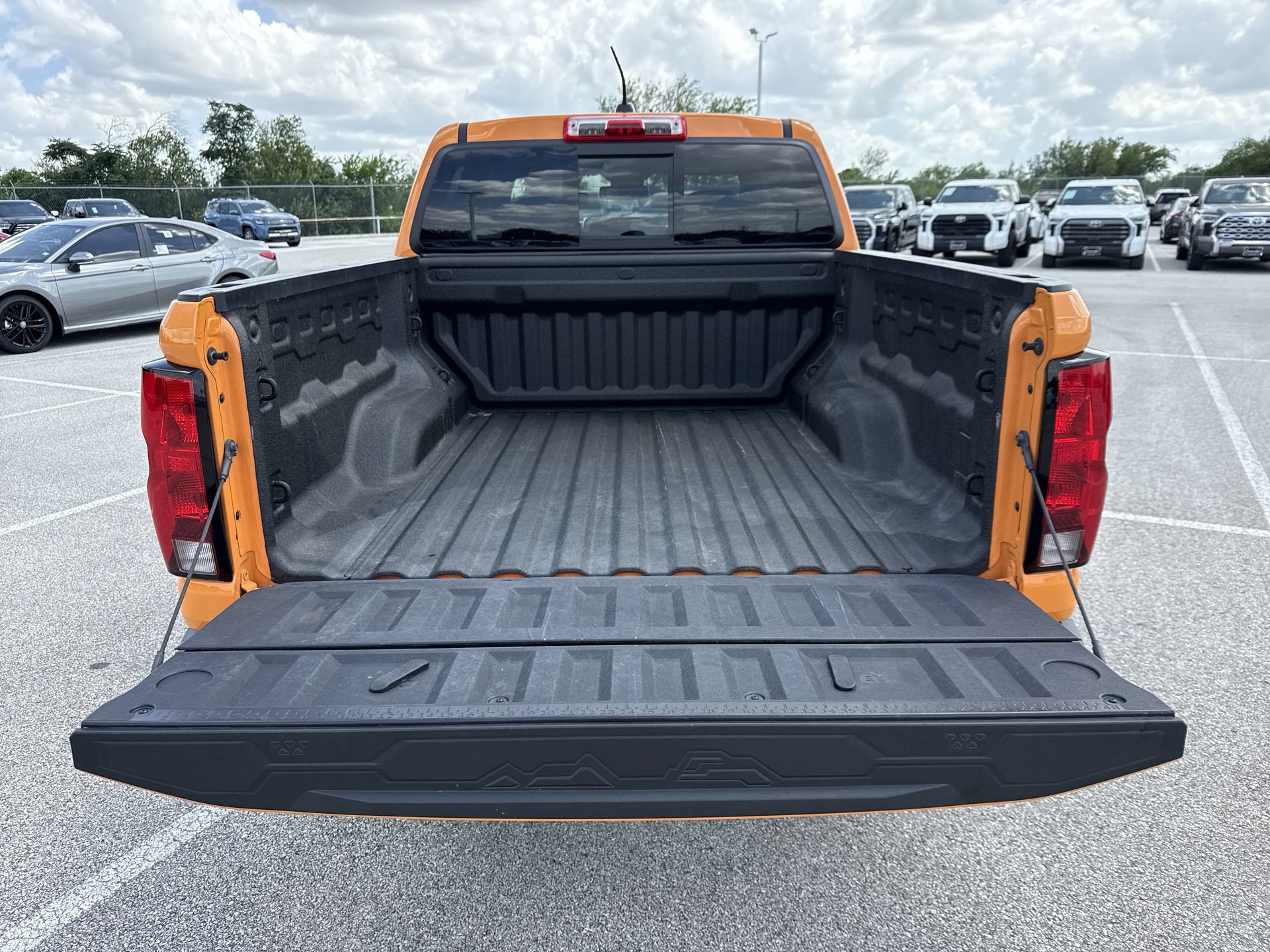 Used 2026 Chevrolet Colorado LT RWD image 20