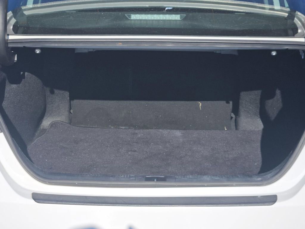 Used 2024 Toyota Camry SE FWD image 9