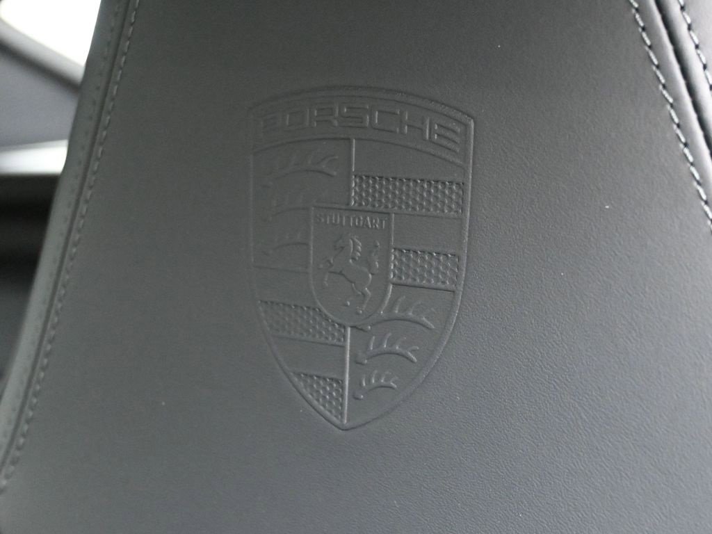 Used 2025 Porsche 911 Carrera image 22