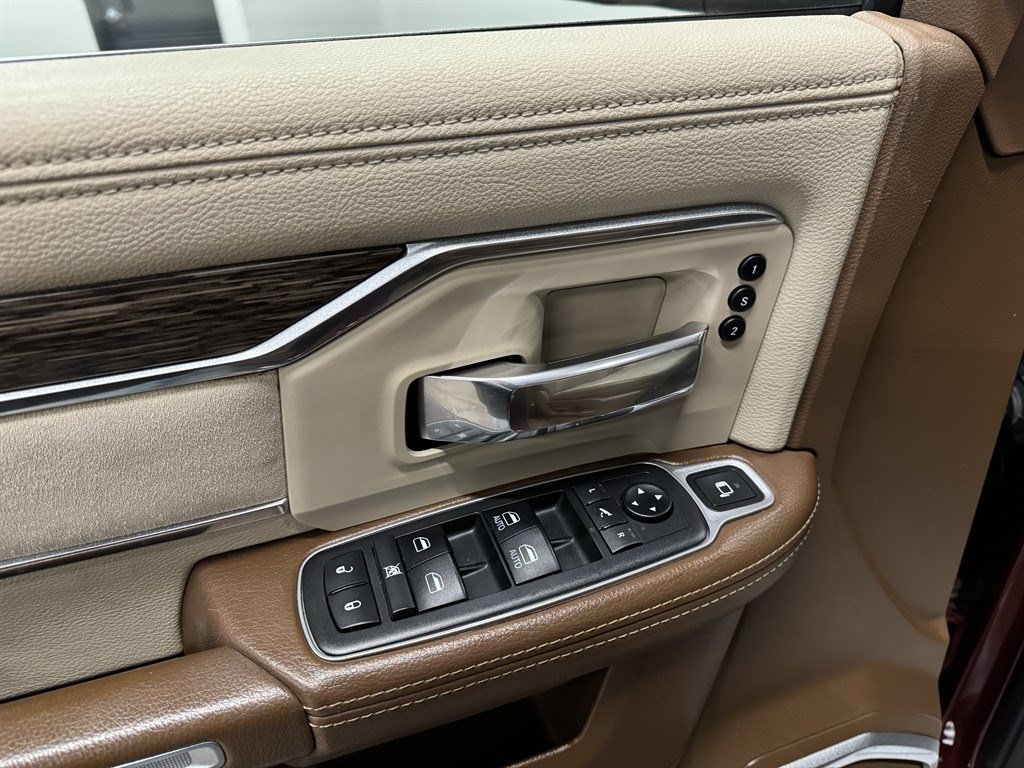 Used 2019 RAM 2500 Laramie AWD/4WD image 38
