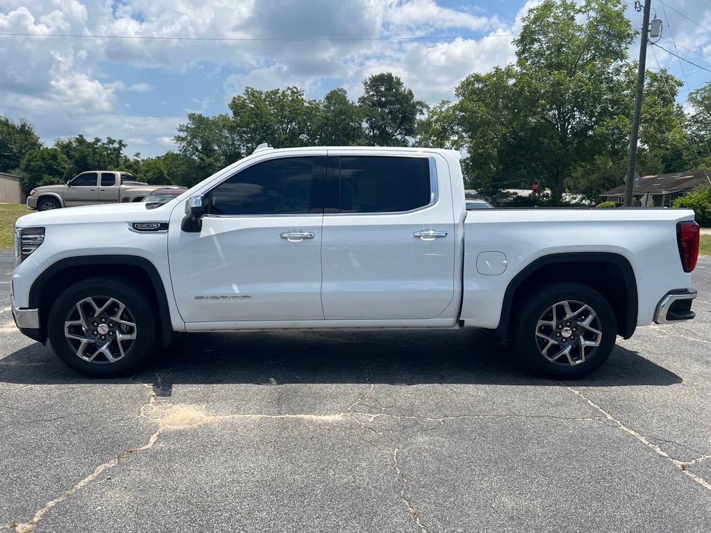 Used 2024 GMC Sierra 1500 SLT w/ SLT Convenience Package RWD image 9