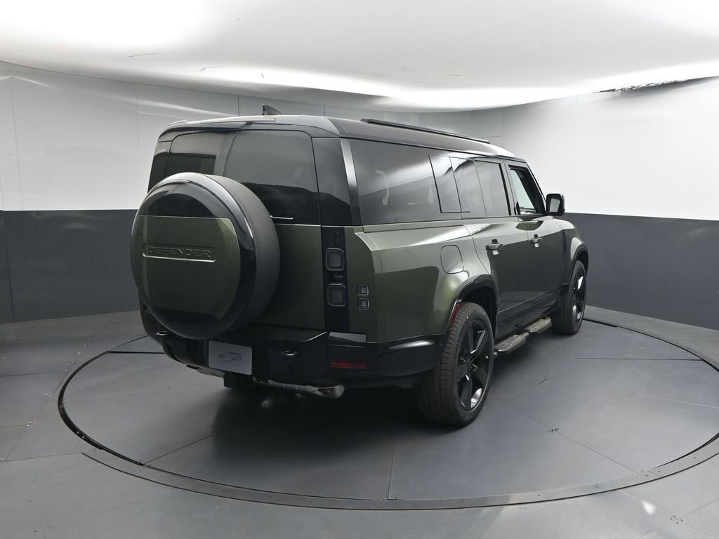 New 2026 Land Rover Defender 130 X-Dynamic SE AWD/4WD image 23