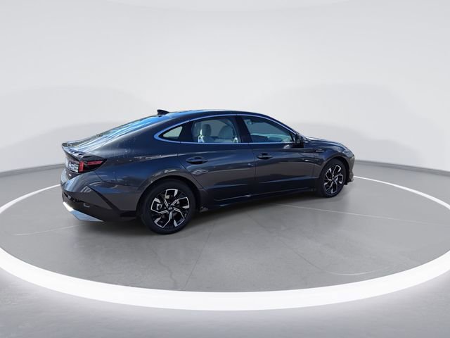 Certified 2025 Hyundai Sonata SEL image 9