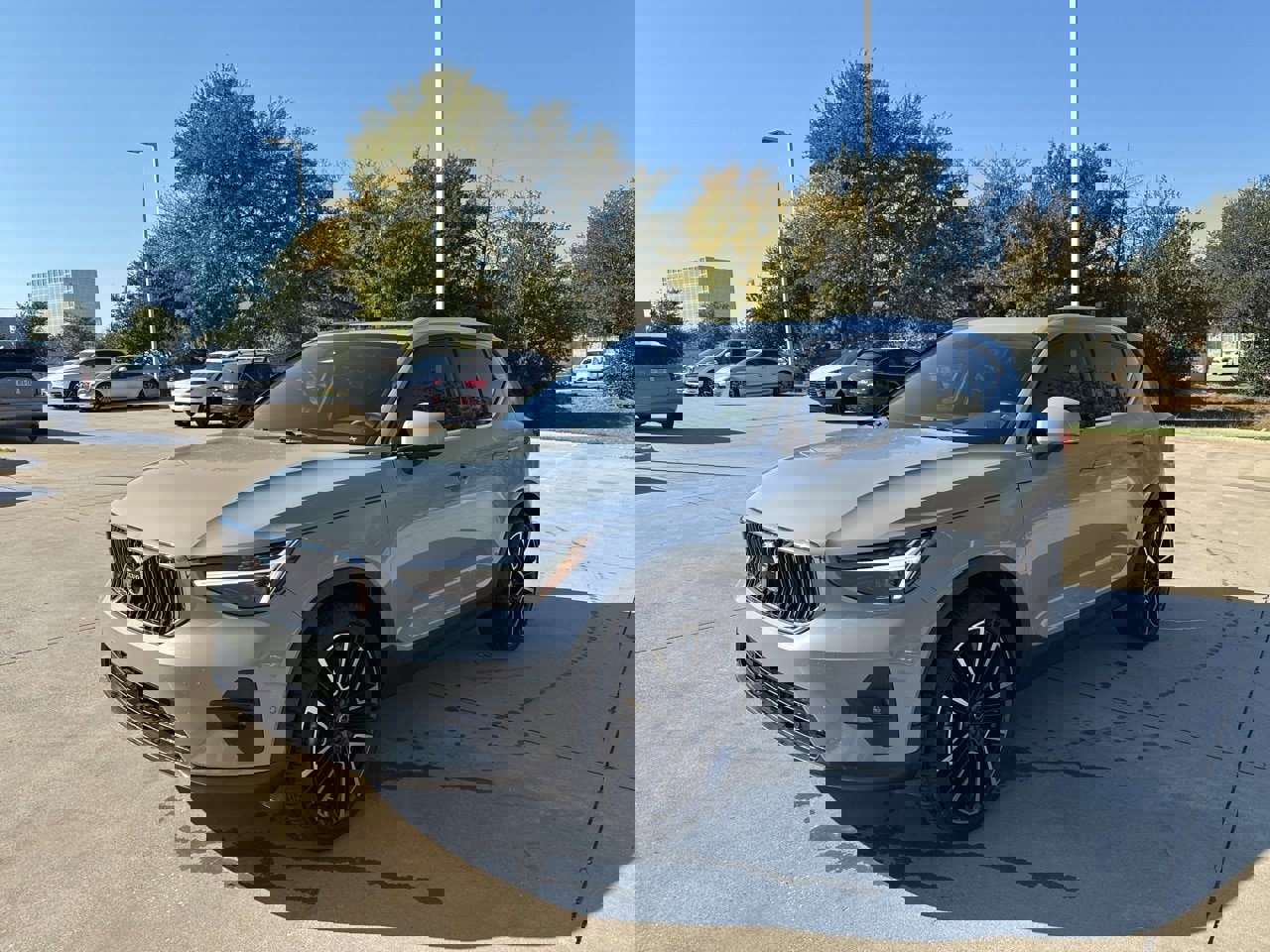 Certified 2024 Volvo XC40 B5 Ultimate w/ Protection Package Premier