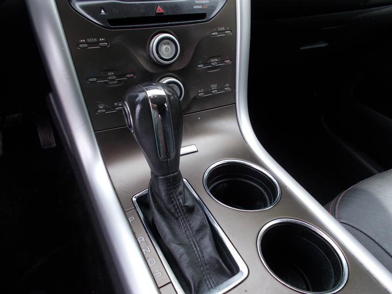 Used 2013 Ford Edge SEL FWD image 30