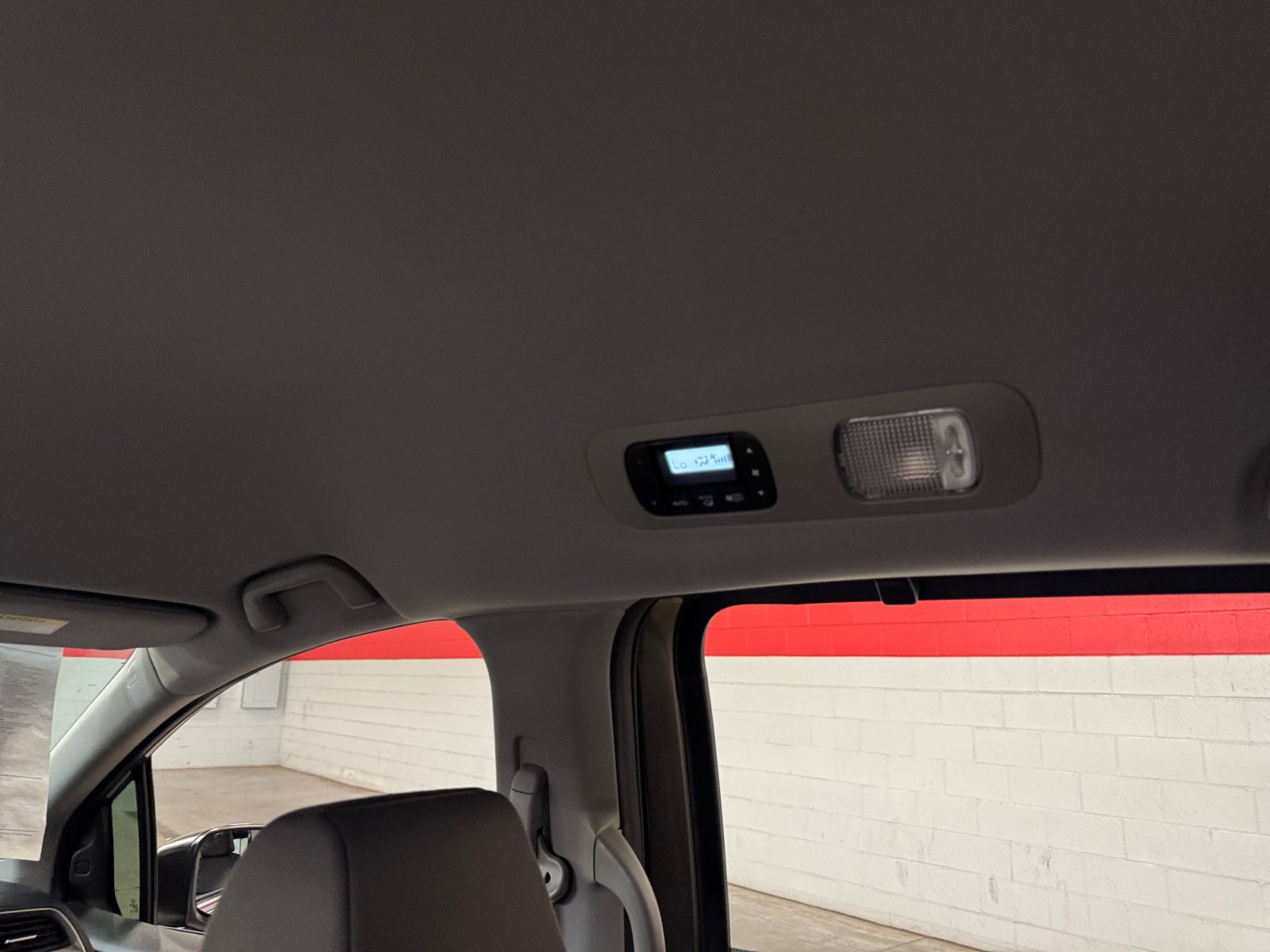 Used 2019 Honda Odyssey EX image 33