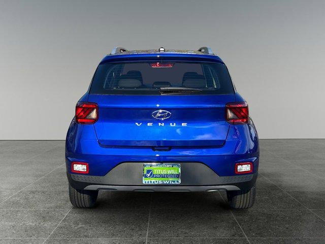 New 2026 Hyundai Venue SEL FWD image 7