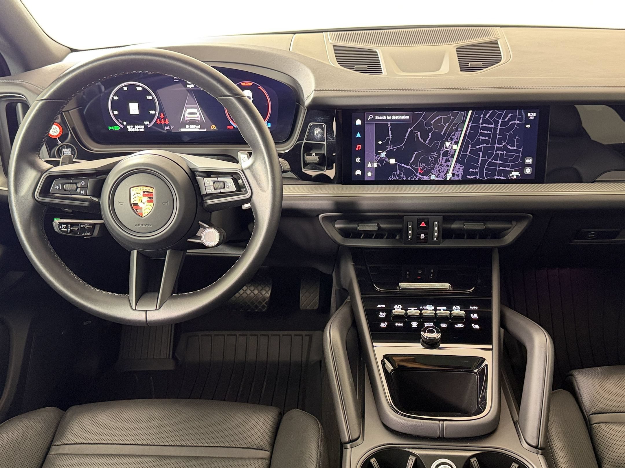 Certified 2024 Porsche Cayenne AWD/4WD image 31