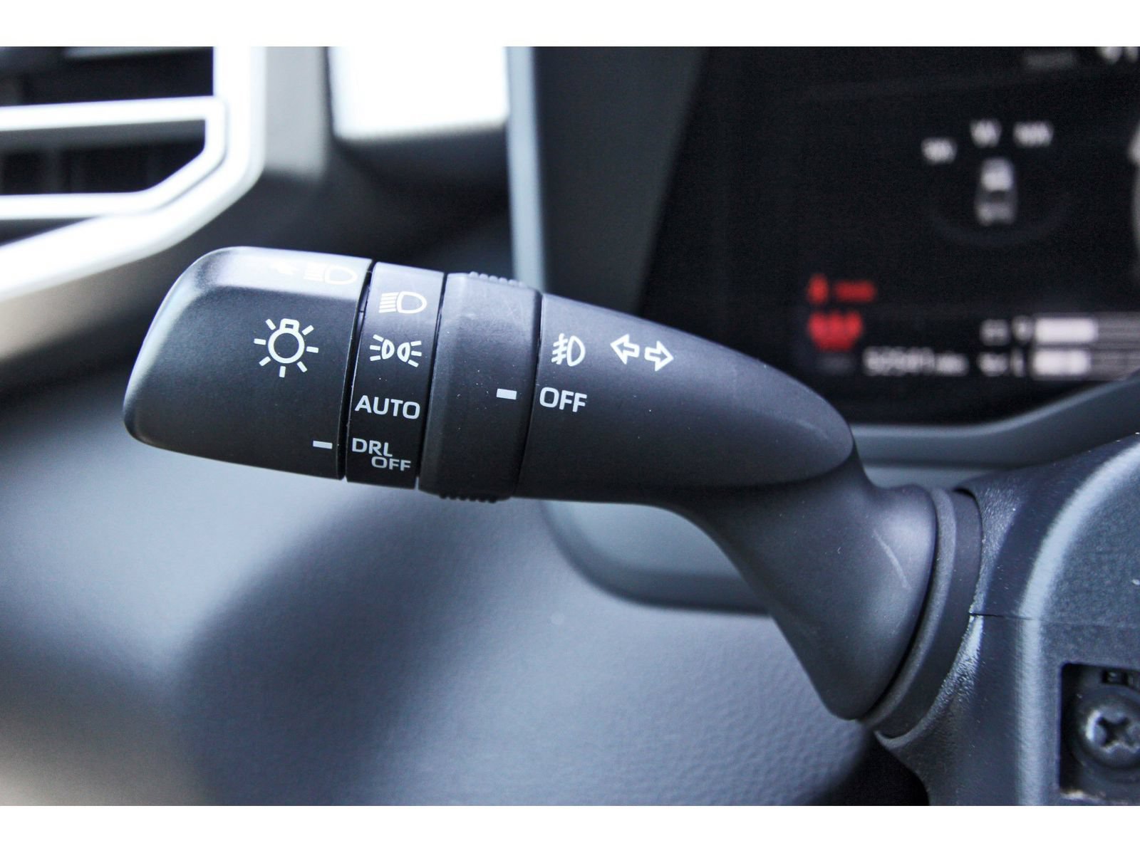 Used 2023 Toyota Tundra Limited w/ Power Package AWD/4WD image 20