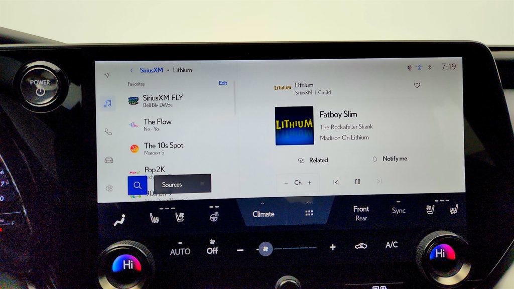 Used 2024 Lexus TX 500h AWD w/ Technology Package image 21
