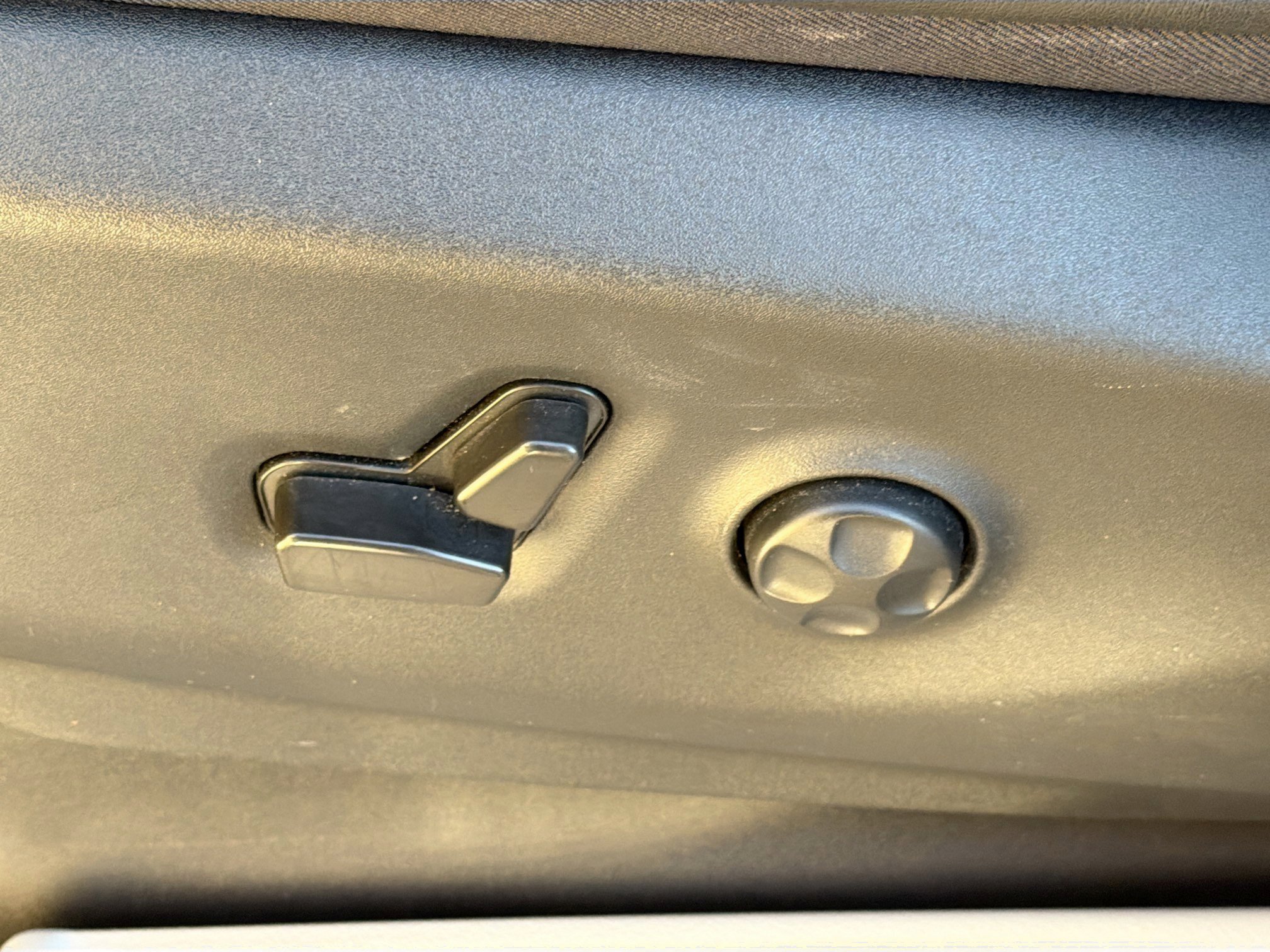 Used 2022 Chrysler Pacifica Limited image 25