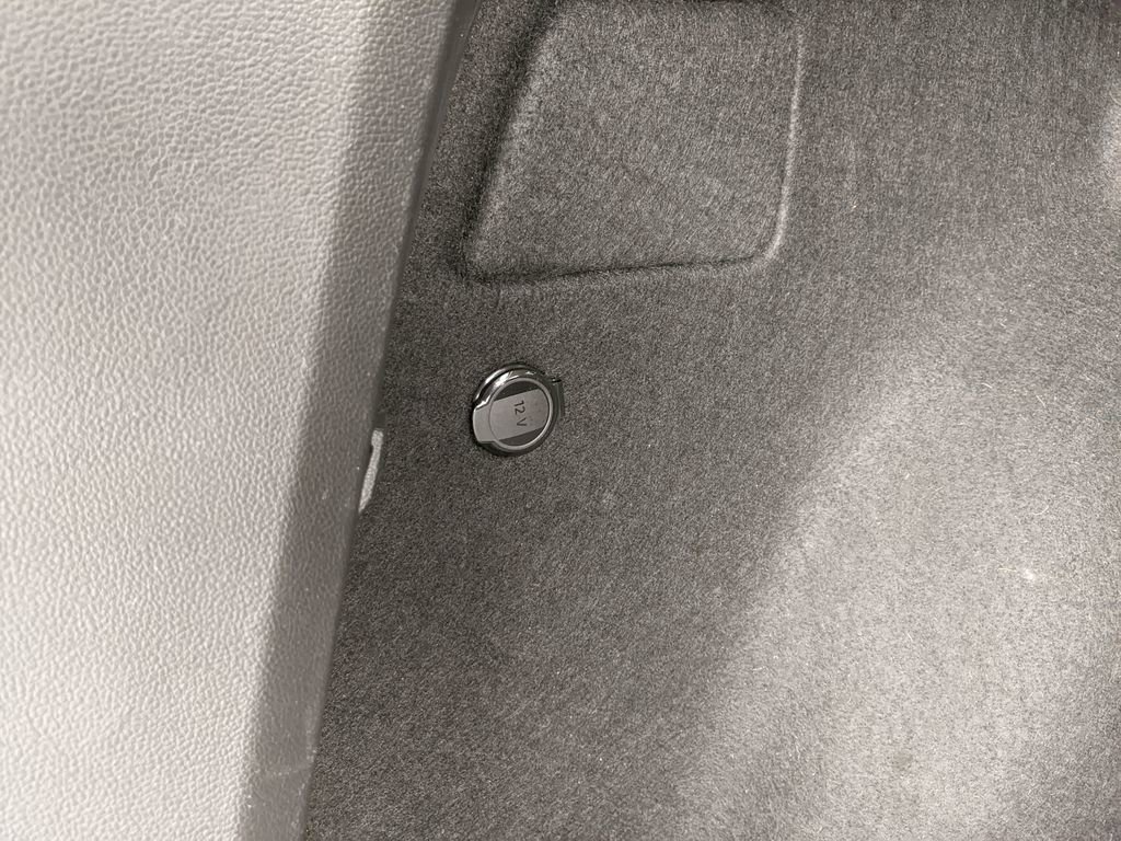 Certified 2023 Volkswagen Taos SEL image 29