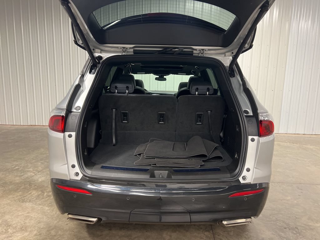 Certified 2022 Buick Enclave Essence w/ Experience Buick Package AWD/4WD image 7