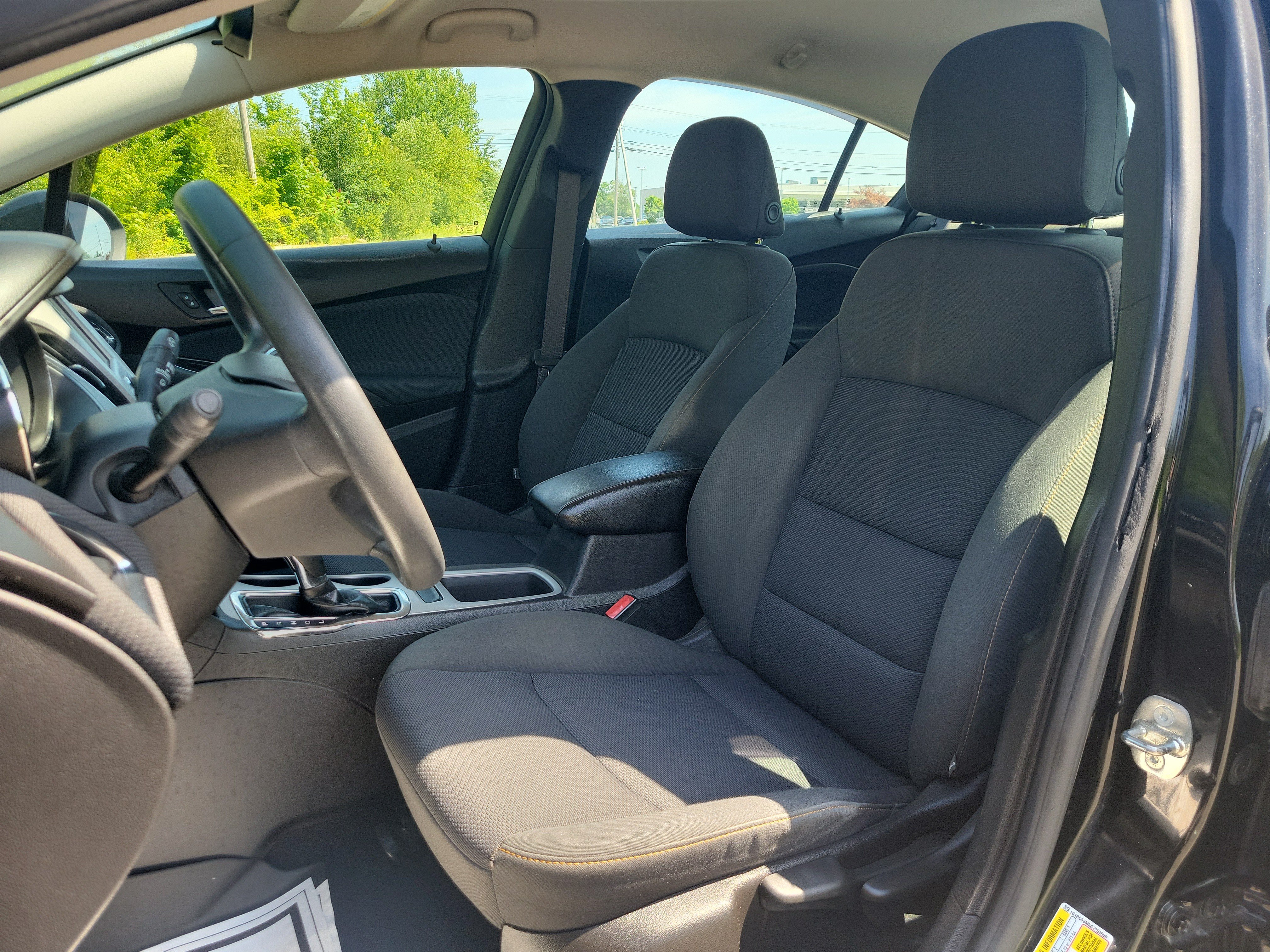 Used 2016 Chevrolet Cruze LS FWD image 14