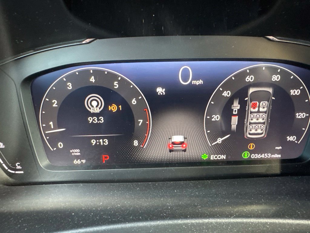 Used 2025 Honda Pilot Black Edition image 12