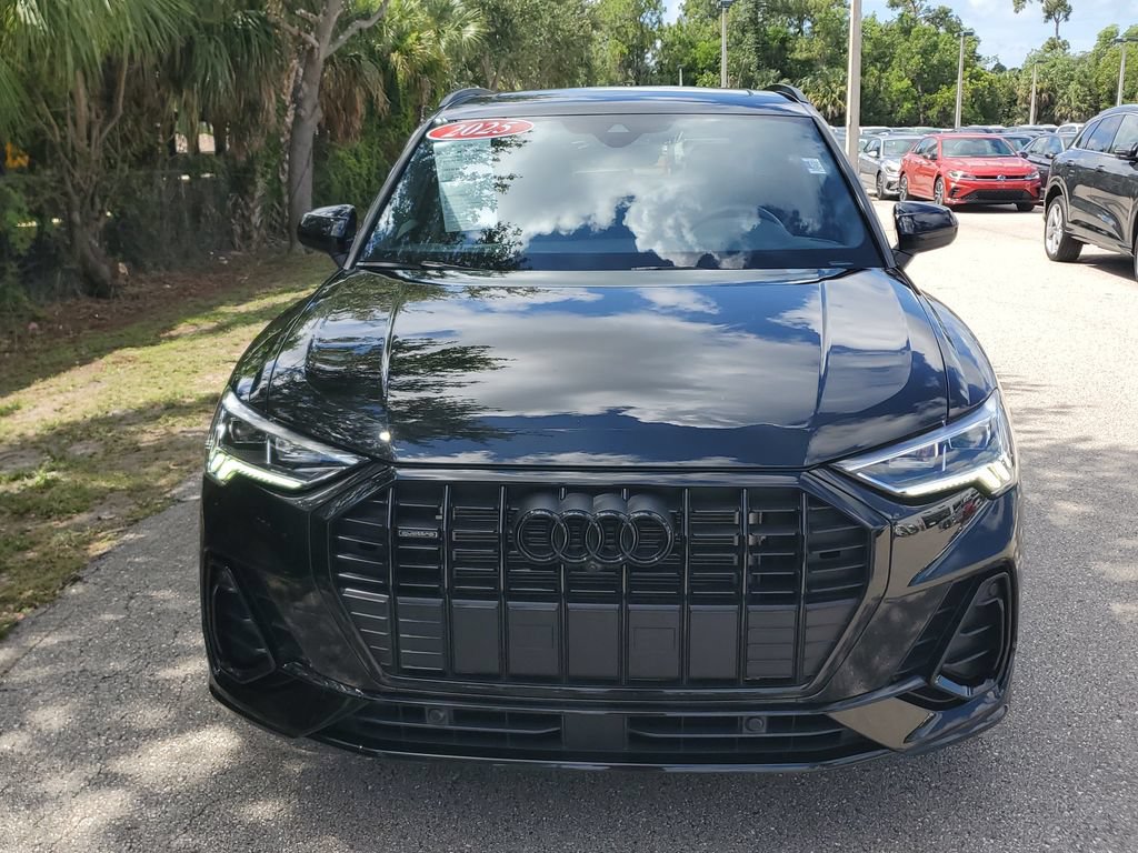 Certified 2025 Audi Q3 2.0T Premium Plus w/ Premium Plus Package AWD/4WD image 10