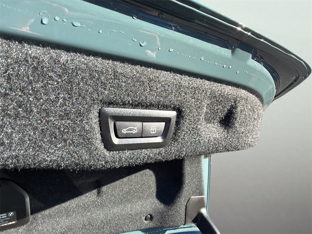 Used 2026 BMW 540i xDrive image 21