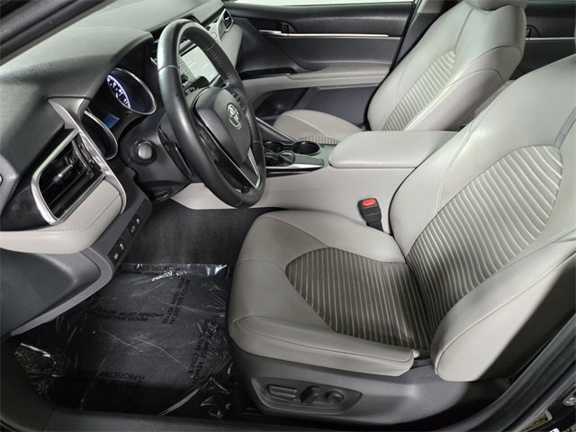 Used 2018 Toyota Camry SE image 13