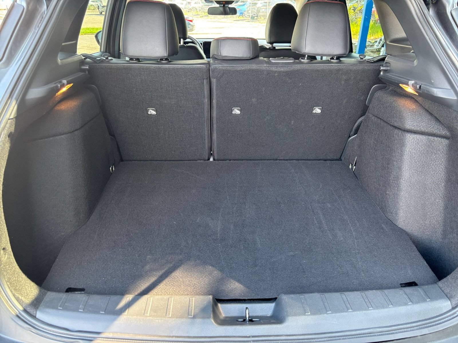Used 2026 Nissan Kicks SR AWD/4WD image 30