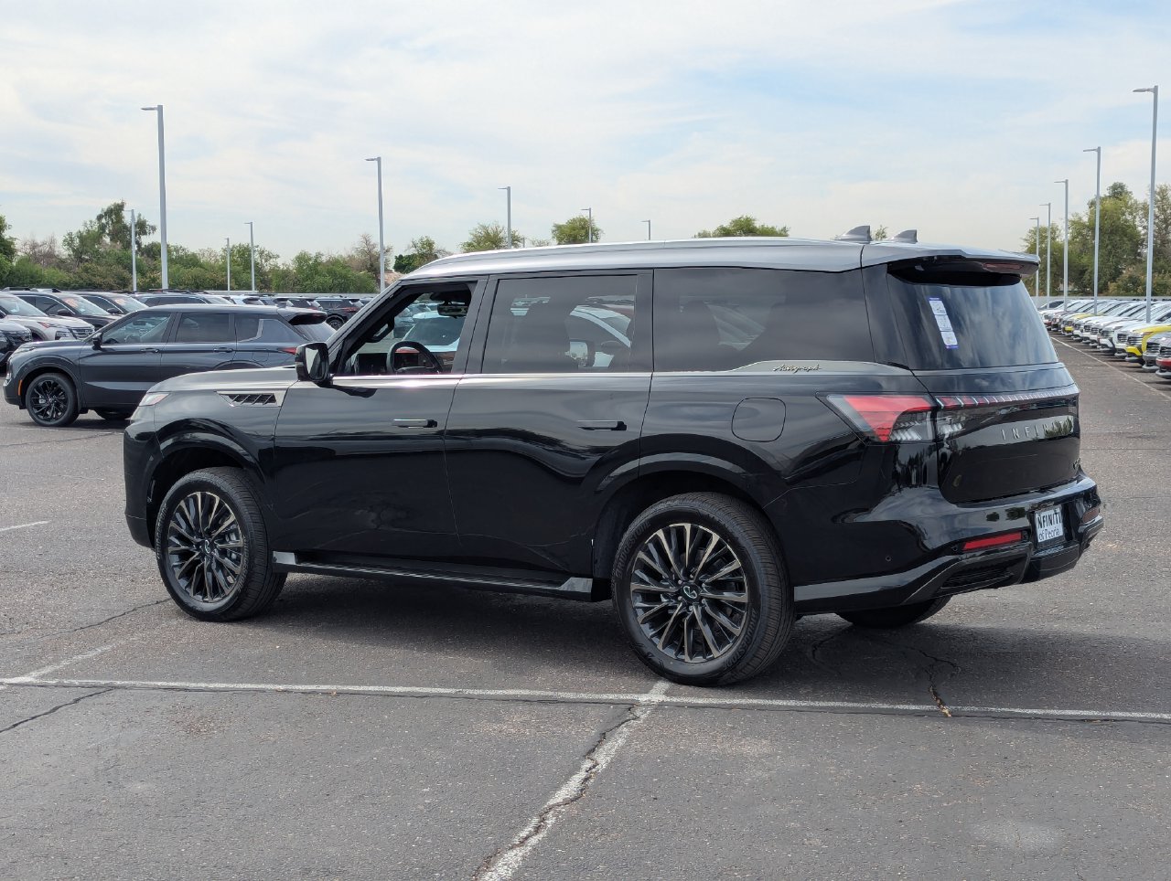 Certified 2026 INFINITI QX80 Autograph AWD/4WD image 3