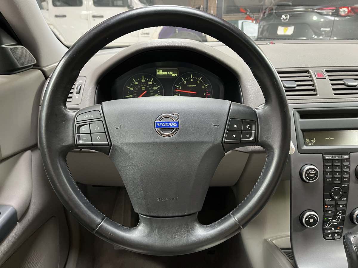 Used 2008 Volvo C30 T5 Version 1.0 FWD image 8