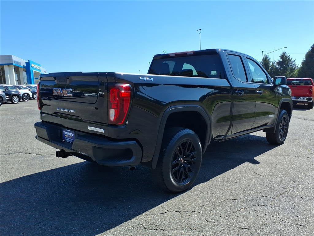 Used 2022 GMC Sierra 1500 Elevation AWD/4WD image 3
