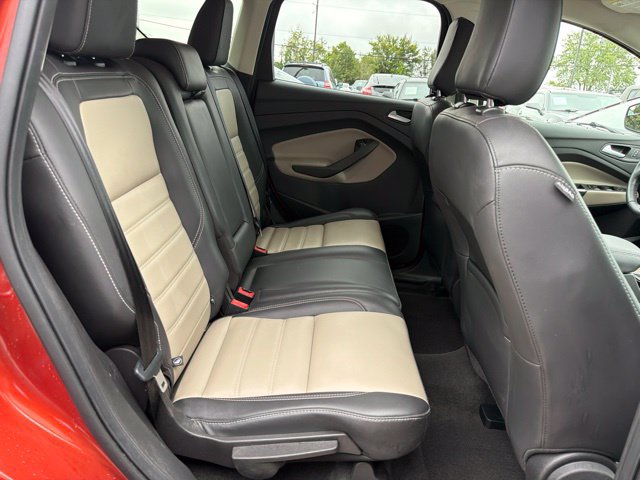 Used 2019 Ford Escape SEL AWD/4WD image 25