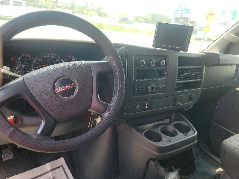 Used 2016 GMC Savana 3500 RWD image 11