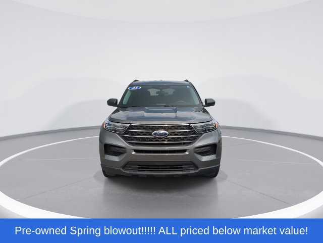 Used 2023 Ford Explorer XLT RWD image 3