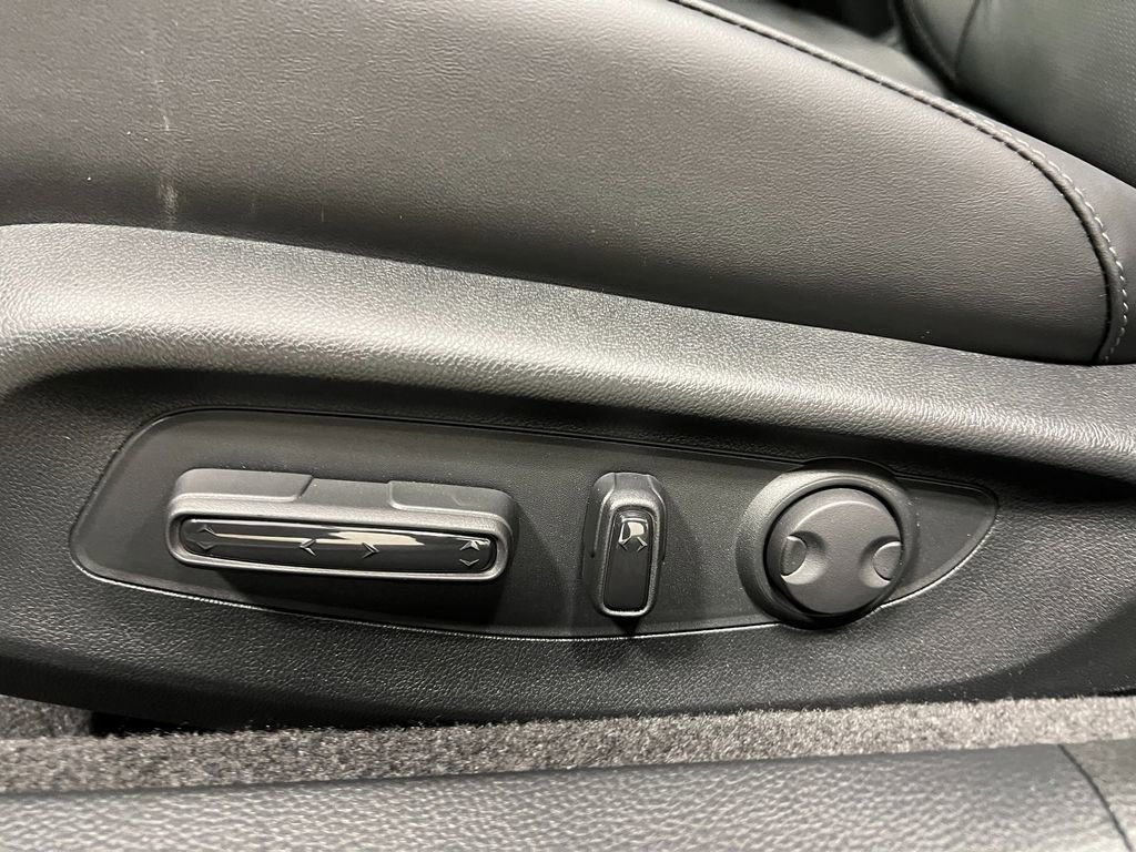 New 2025 Honda Accord Touring image 14