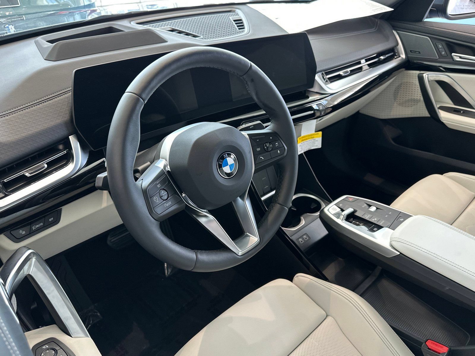 New 2026 BMW X2 xDrive28i w/ Technology Package AWD/4WD image 11
