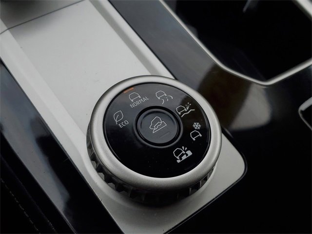 Used 2025 Mitsubishi Outlander SE image 33