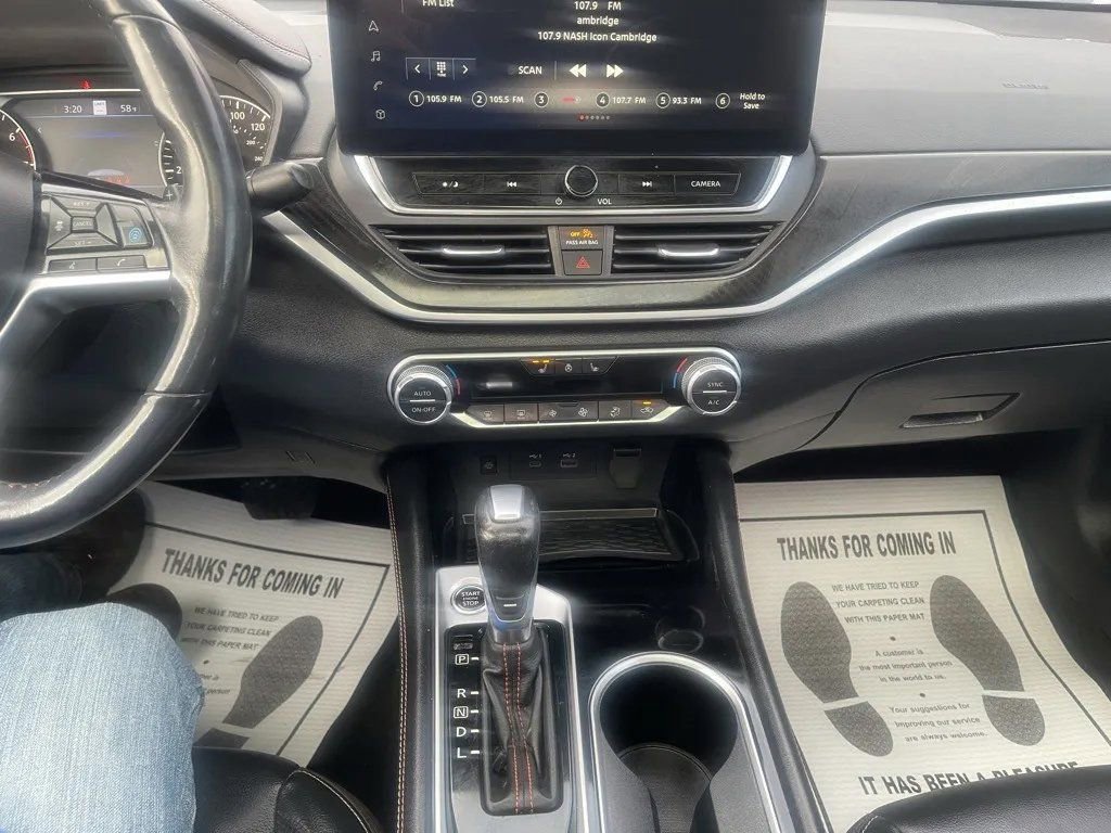 Used 2023 Nissan Altima 2.0 SR image 28