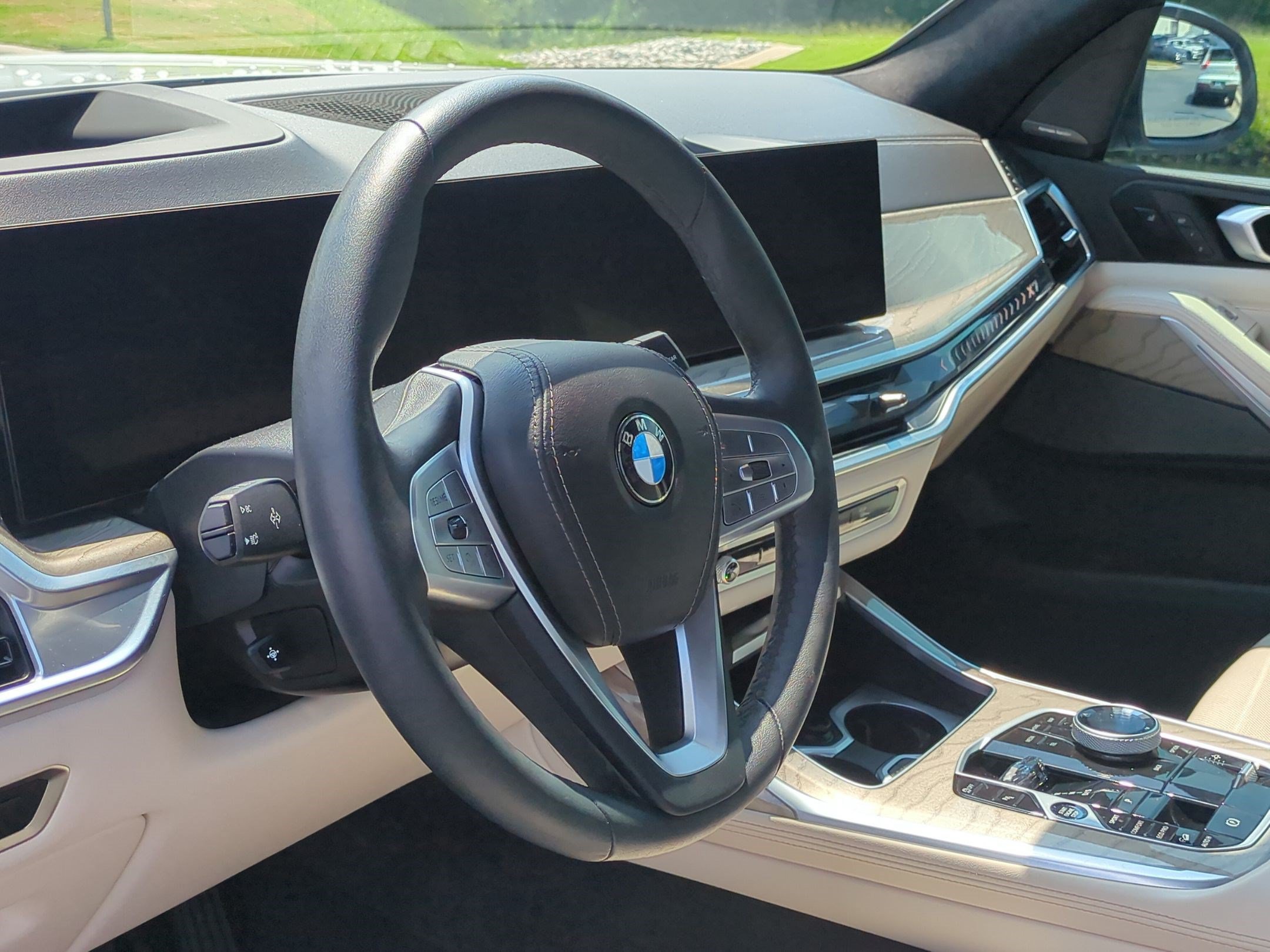 Certified 2025 BMW X7 xDrive40i w/ Executive Package AWD/4WD image 18