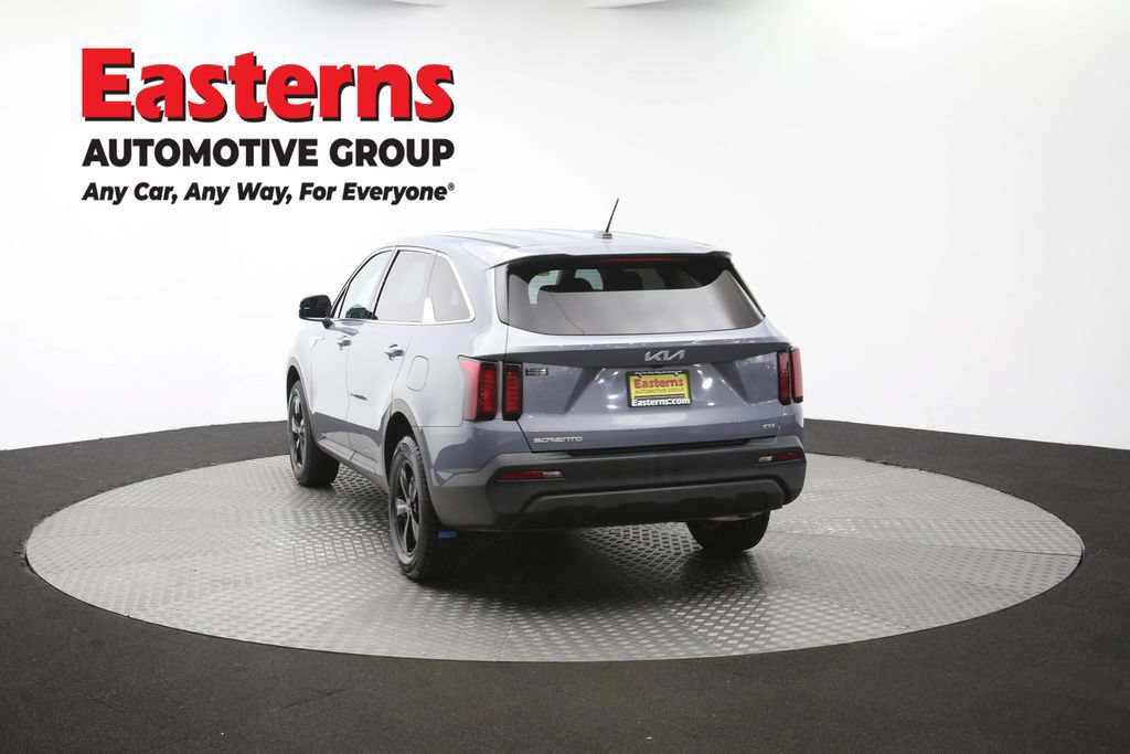 Used 2023 Kia Sorento LX AWD/4WD image 65