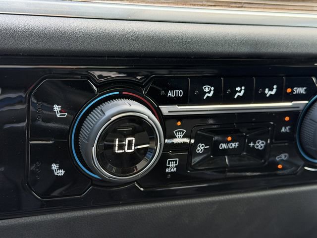 Used 2023 Chevrolet Silverado 1500 RST w/ Z71 Off-Road Package image 22