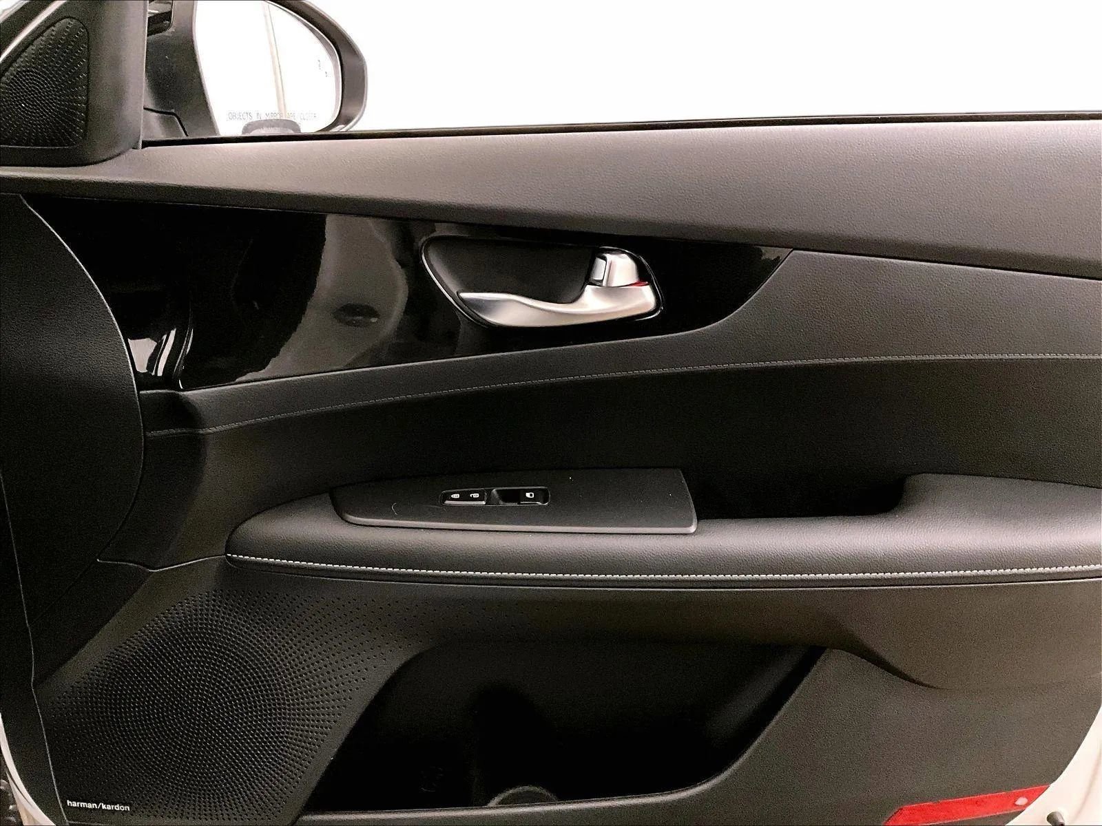 Used 2024 Kia Forte GT-Line w/ GT-Line Premium Package image 23