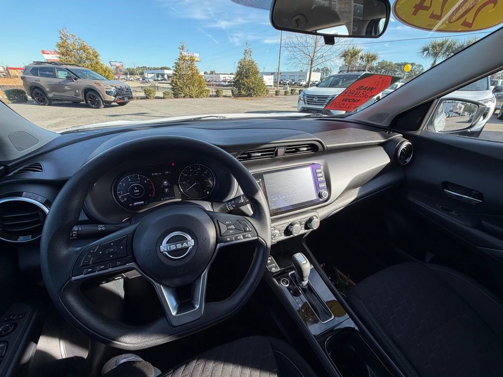 Certified 2024 Nissan Kicks SV image 18
