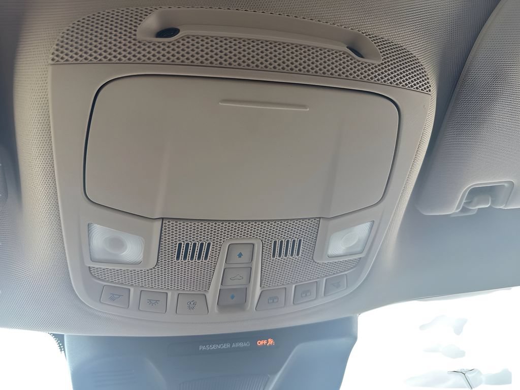 Used 2023 Ford Expedition XLT AWD/4WD image 24