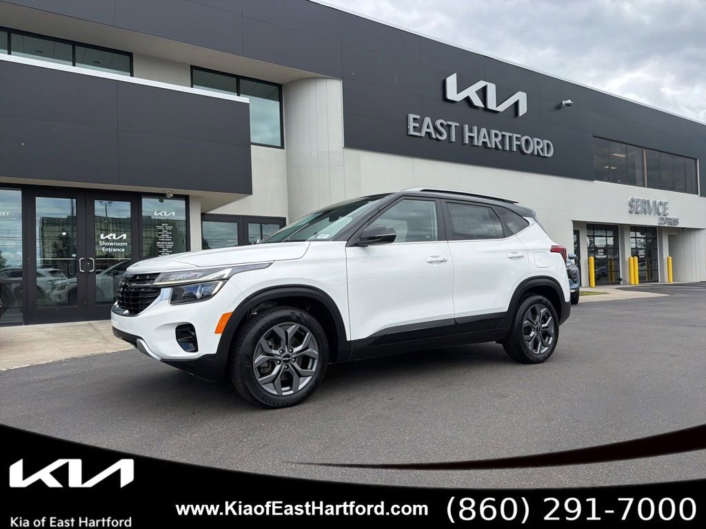 Certified 2024 Kia Seltos S AWD/4WD image 1