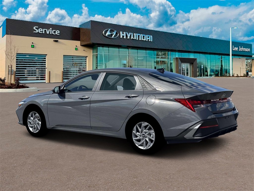 New 2026 Hyundai Elantra Blue image 4