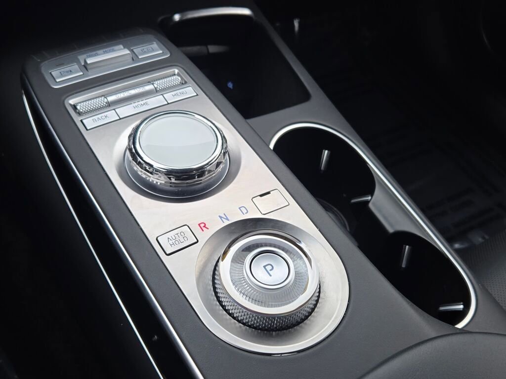 Used 2025 Genesis GV70 2.5T image 28