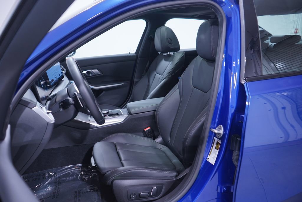 Used 2025 BMW M340i image 7