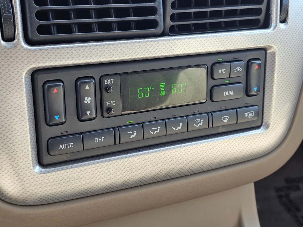 Used 2004 Mercury Mountaineer Premier AWD/4WD image 10