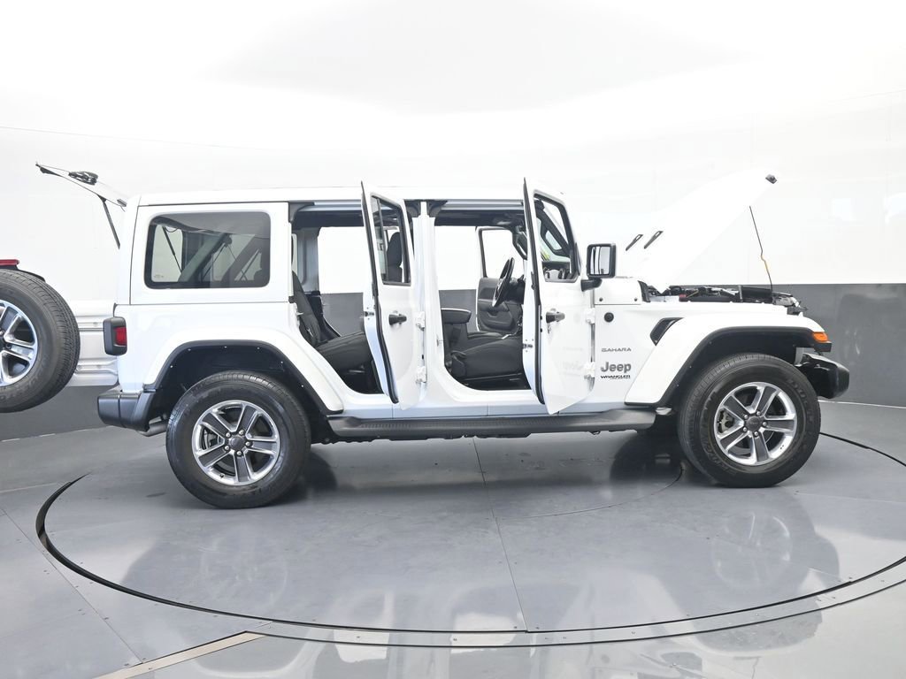 Used 2022 Jeep Wrangler Unlimited Sahara AWD/4WD image 69
