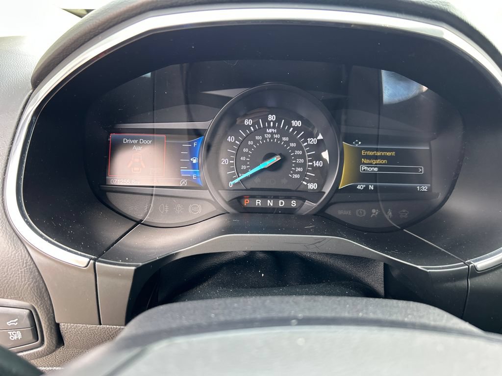 Used 2019 Ford Edge Titanium w/ Equipment Group 301A AWD/4WD image 16