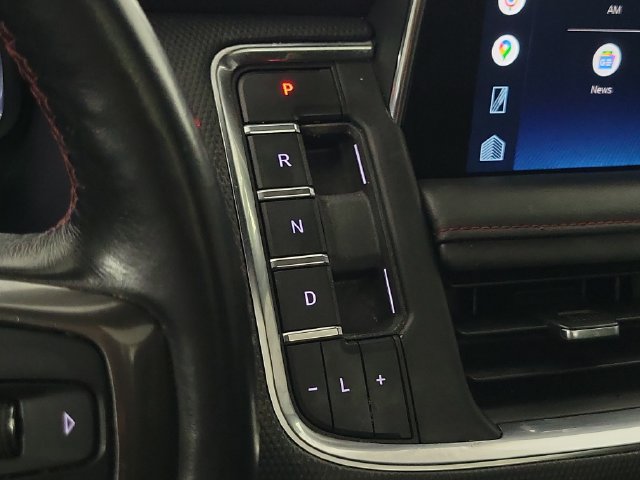 Used 2022 Chevrolet Suburban RST w/ Sport Performance Package RWD image 33