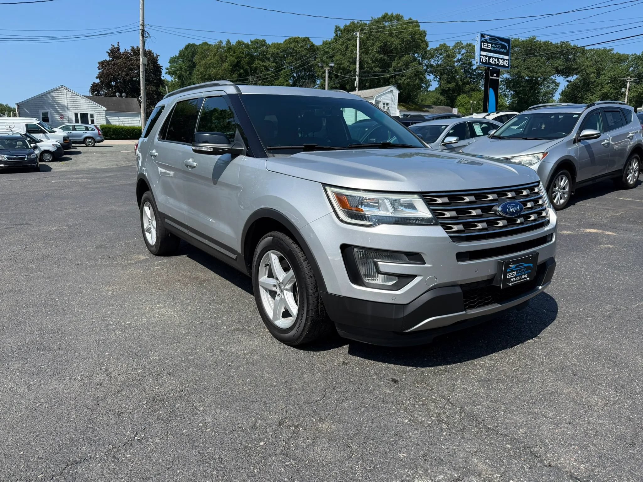 Used 2016 Ford Explorer XLT w/ Equipment Group 202A